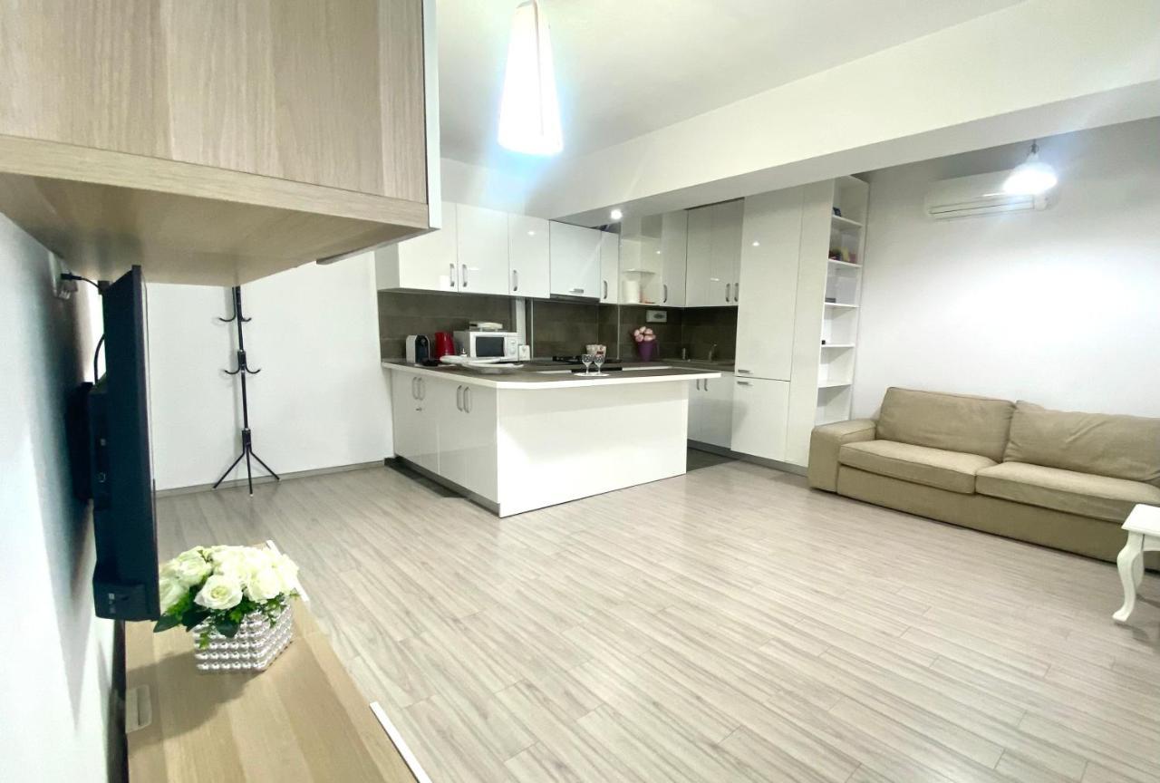 Lake House - Bucuresti Bagian luar foto