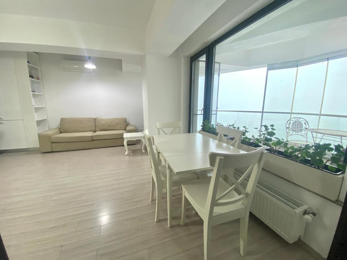 Lake House - Bucuresti Bagian luar foto